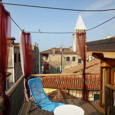 Key Location Near Palazzo Grassi Villa Venice Exterior photo