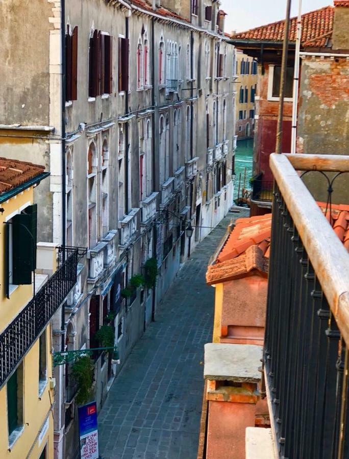 Key Location Near Palazzo Grassi Villa Venice Exterior photo