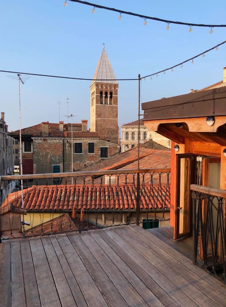 Key Location Near Palazzo Grassi Villa Venice Exterior photo